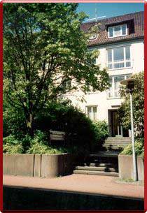 Krankenpflegeschule/Personalwohnhaus 3
